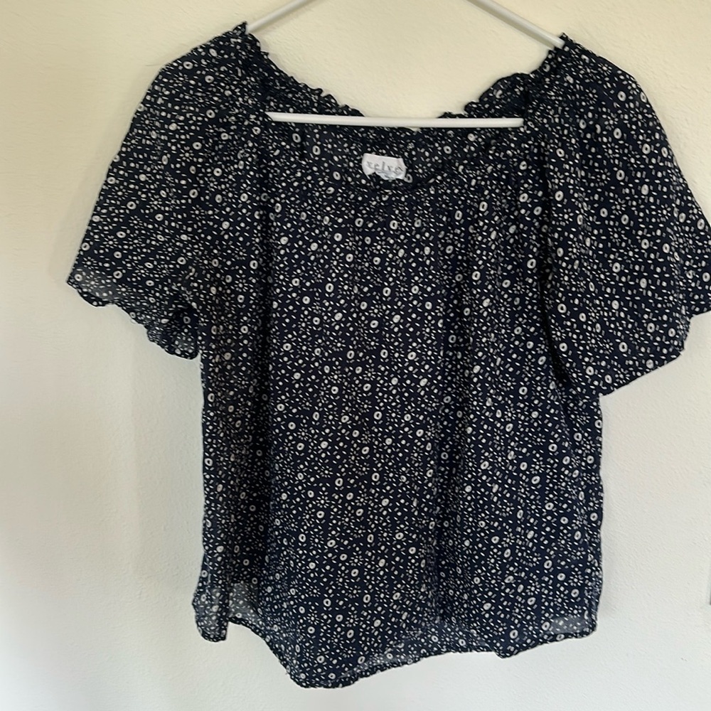 Velvet by Graham and Spencer blue/white top, small 100% cotton feminine romantic